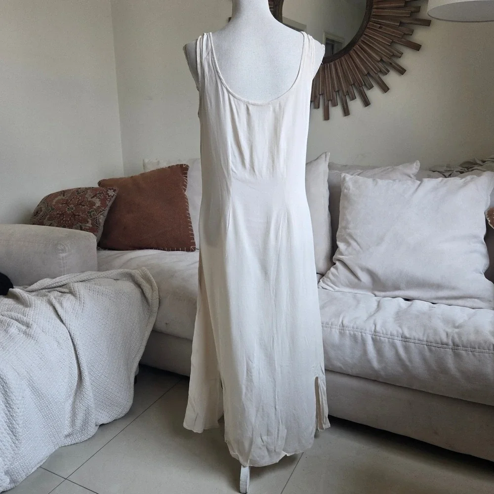 Nataya Medium Ivory Sleeveless Scoop Neck Maxi Slip Dress Cottagecore‎ Boho
